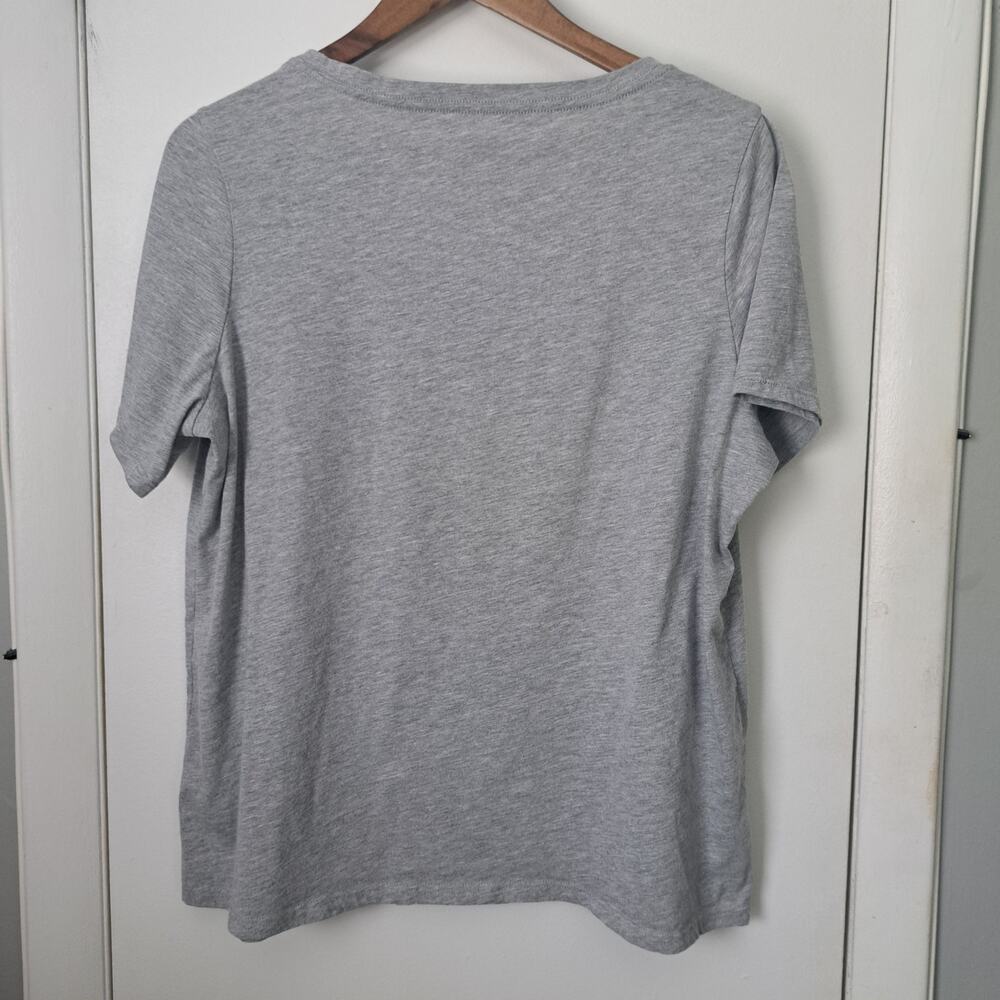 Winnie The Pooh Disney Gray Short Sleeve Women's Plus 0X T-shirt - Picture 2 of 3